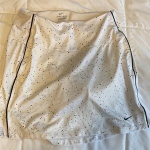 Nike Women's White and Black Dotted Mini Skirt